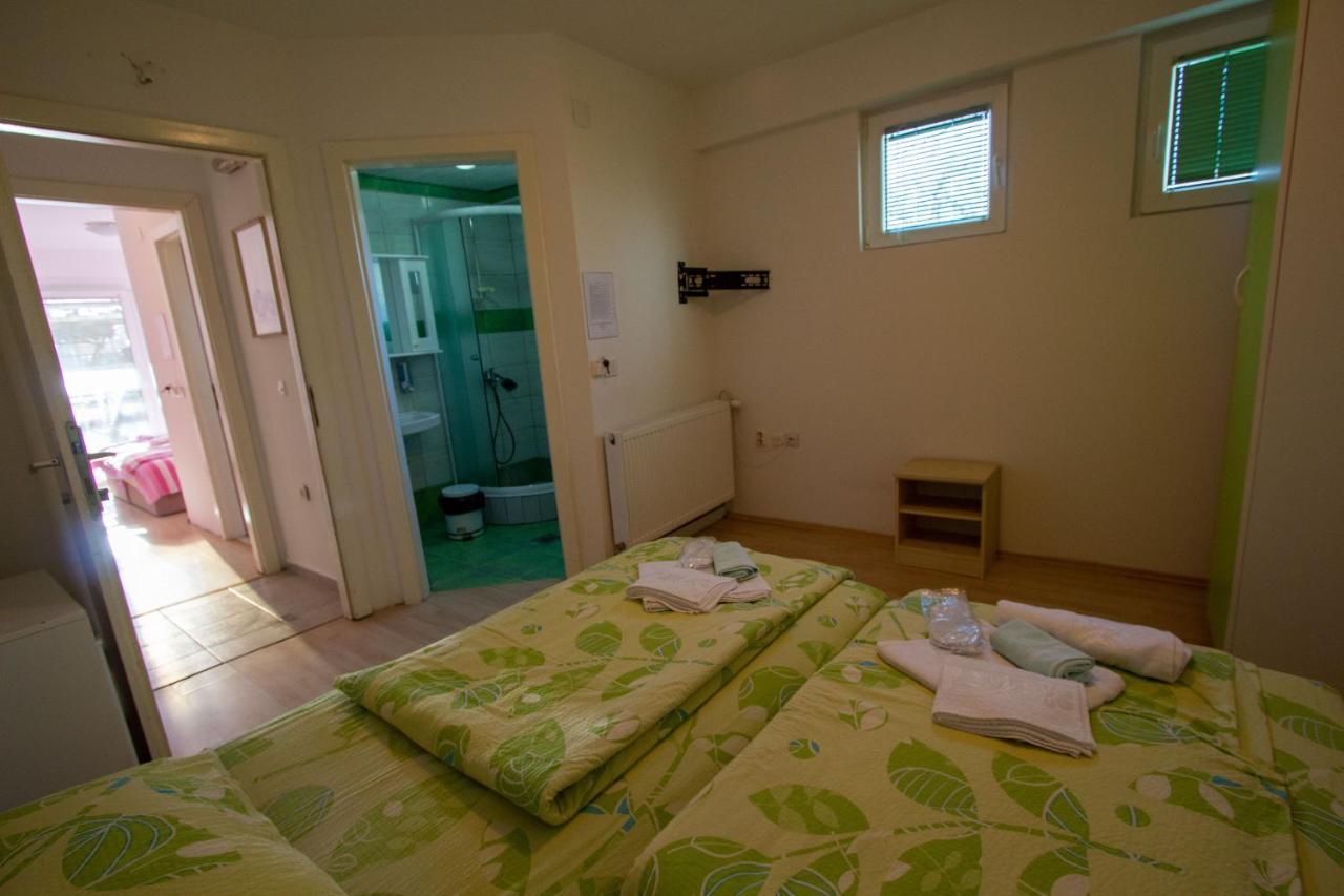 Villa In Apartments أوهغيد المظهر الخارجي الصورة