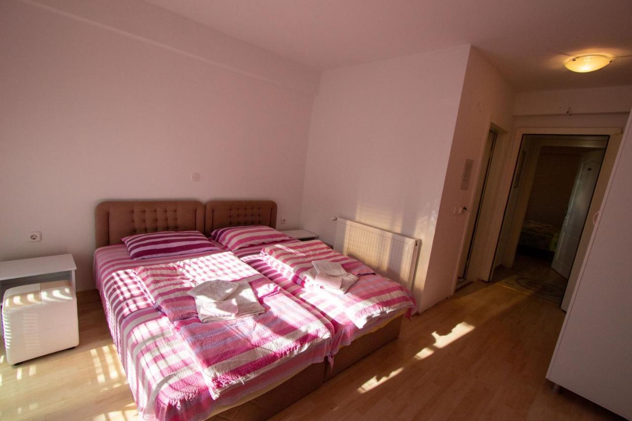 Villa In Apartments أوهغيد المظهر الخارجي الصورة
